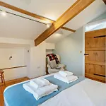 度假居 2 Bed In Kendal Oc-95480 *