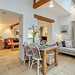2 Bed In Kendal Oc-95480 別荘