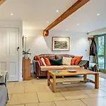 2 Bed In Kendal Oc-95480