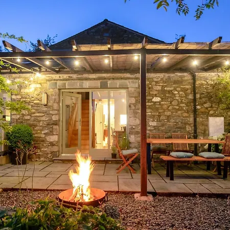 2 Bed In Kendal 95480 Holiday home