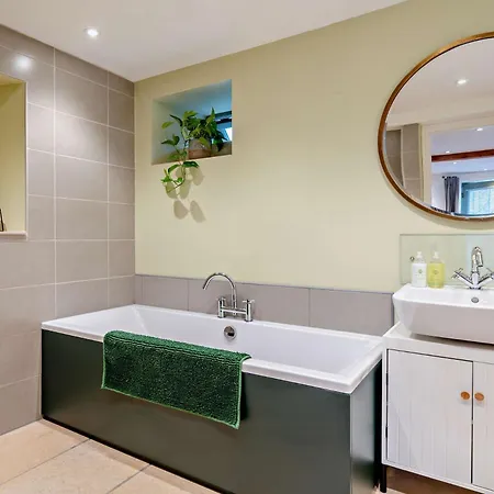 2 Bed In 95480 펜션 Skelsmergh