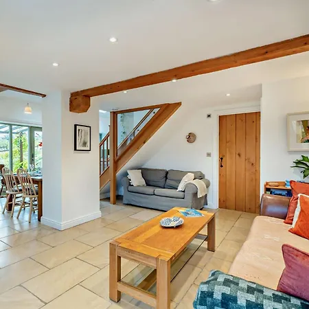 2 Bed In Kendal Oc-95480 度假居